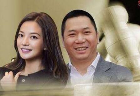 Zhao Wei and his wife were fined and banned from the stock market for 5 years.jpg