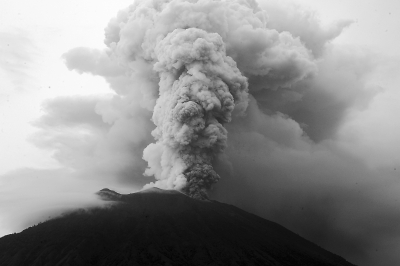 火山解析