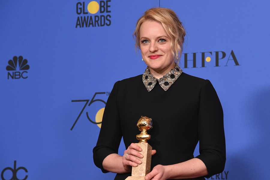 The heroine of "The Handmaid's Tale" won the 2018 Golden Globe Award.jpg