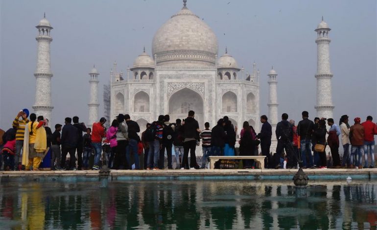 In order to protect the Taj Mahal, India will impose current restrictions on its own tourists.jpg