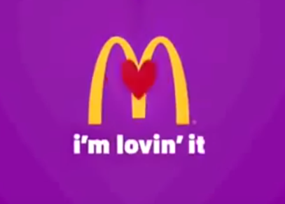 麦当劳温情广告 用爱来付款