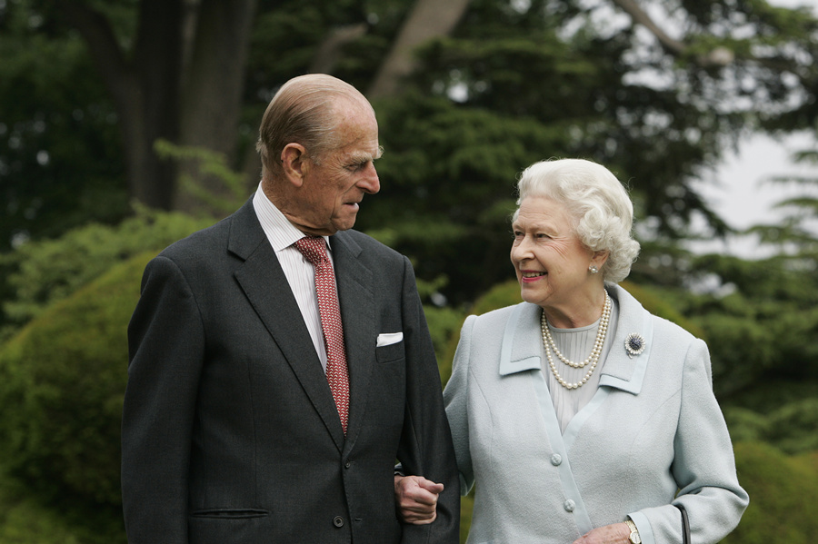 The 96-year-old Prince Philip is going to have a "buttock" operation.jpg
