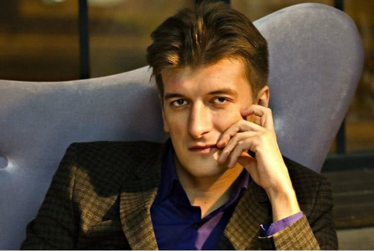 A Russian journalist who had reported on the death of a mercenary fell from a building and died.jpg