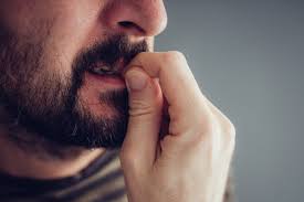 Stop biting your nails! The 28-year-old man bite out sepsis! .jpg