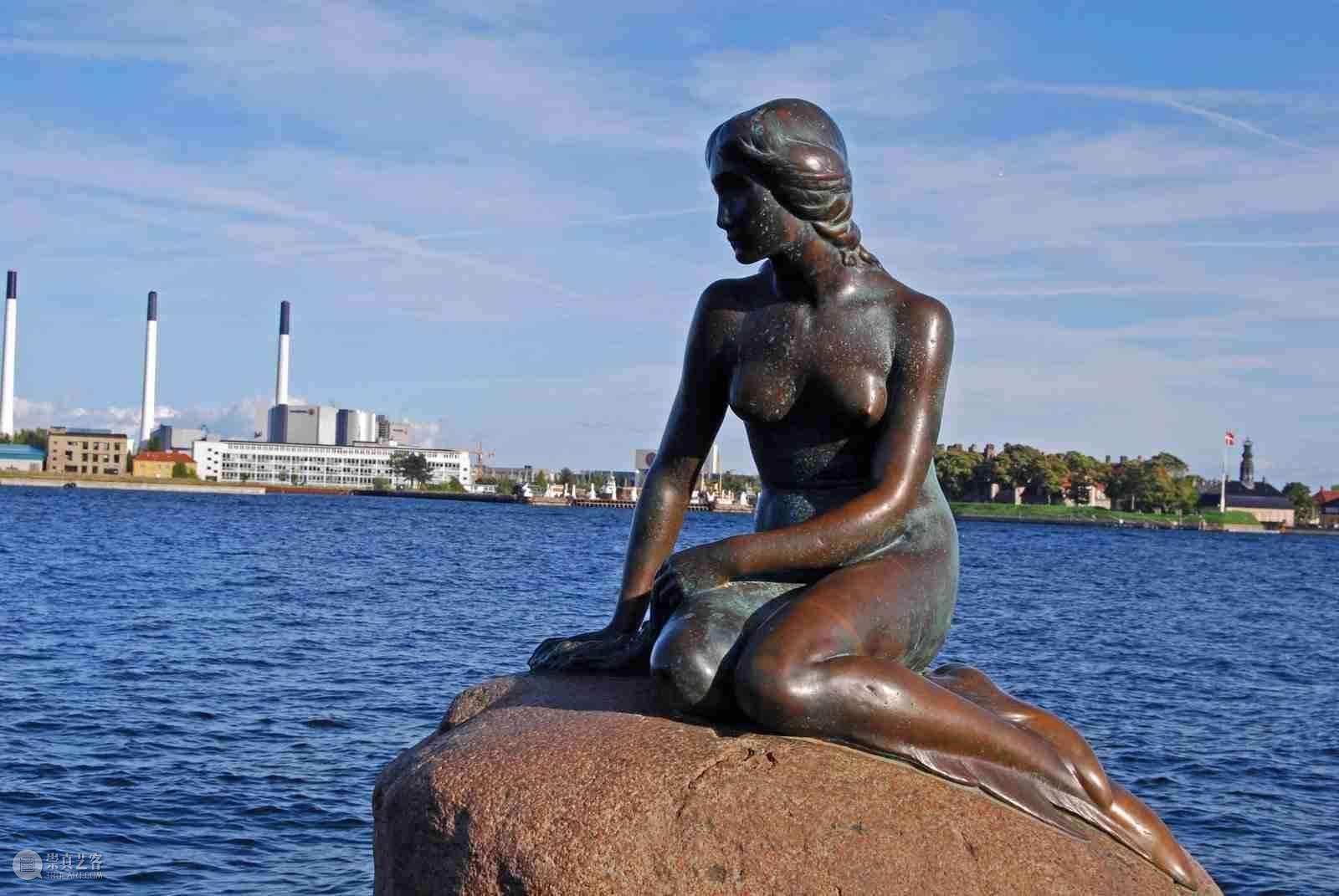 丹麦小美人鱼雕像.jpg