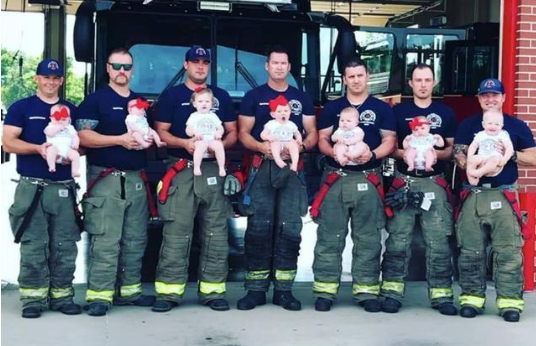 美国一消防站7名消防员15个月内相继当爹