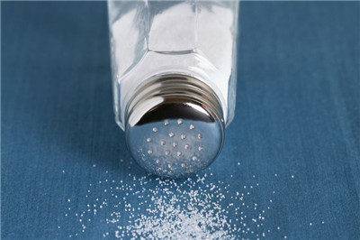 The safe amount of daily salt intake should be twice that recommended by the British National Health System.jpg