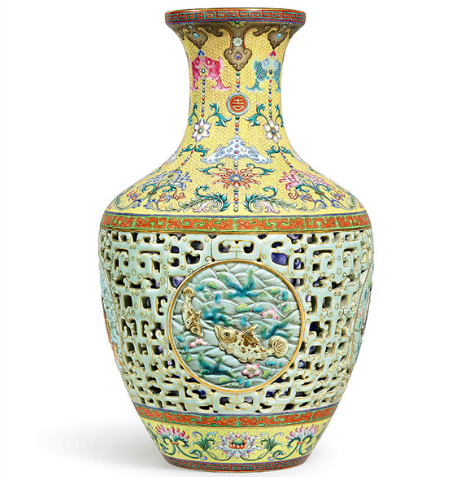 清乾隆花瓶将于秋季在香港拍卖