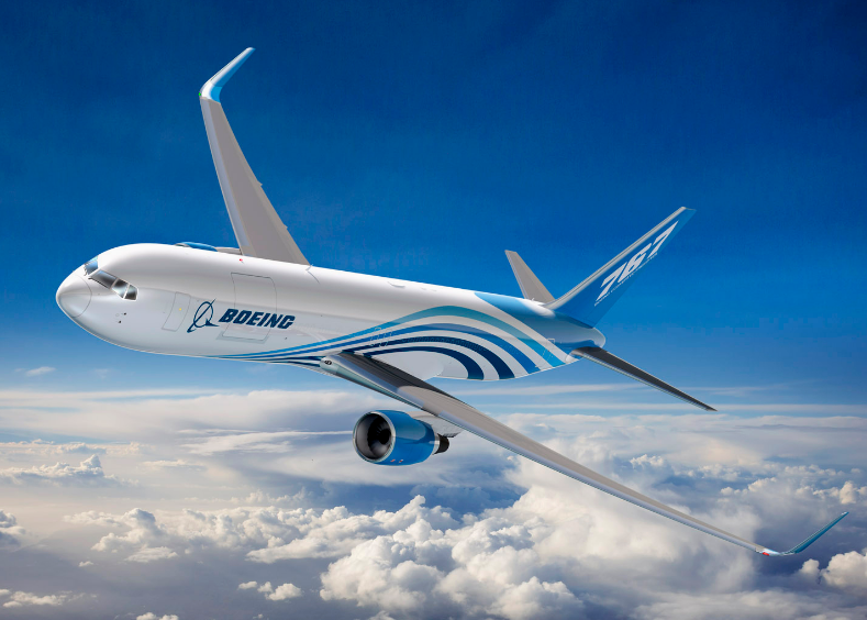 Boeing predicts that China will need 200 new freighters in 20 years.jpg