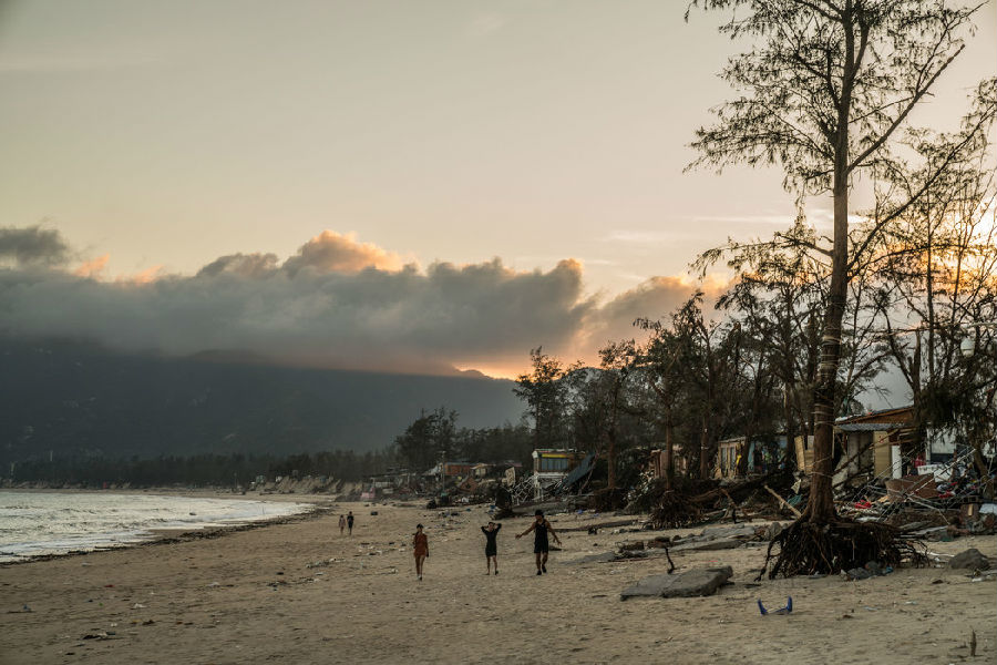 This small village has "the best wave in China", but "mangosteen" destroyed it.jpg