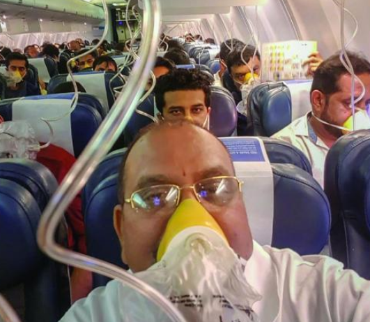 印度航班机组忘记增压 导致30名乘客耳鼻流血