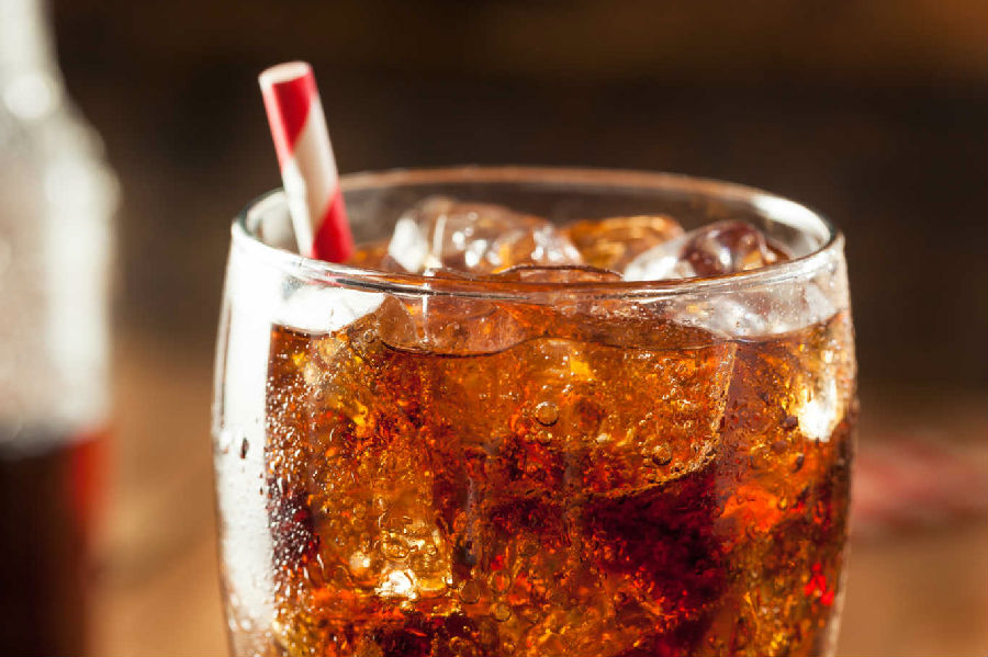 研究显示 含糖饮料比其他食品更容易导致糖尿病