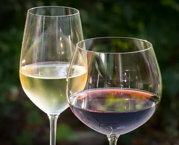 西班牙推出不会喝醉的'葡萄酒'