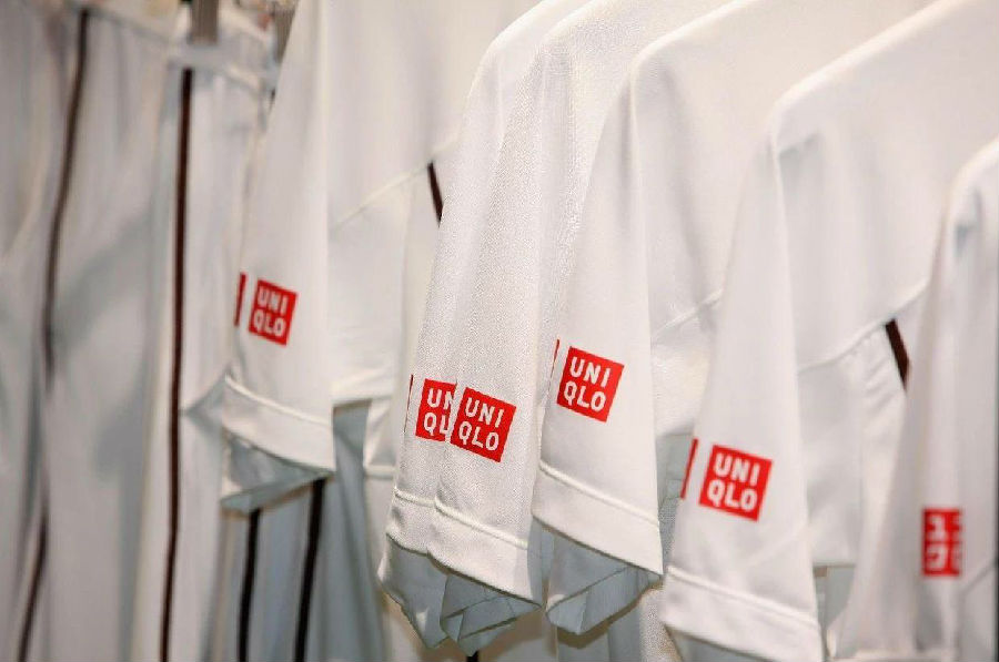 Japanese girls dislike wearing Uniqlo for blind dates, and netizens quarrel .jpg