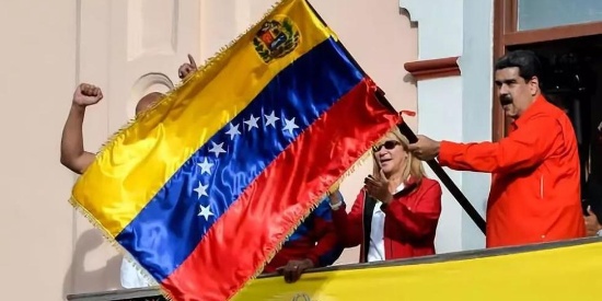 NPR讲解附字幕:自立总统获美国承认 委内瑞拉宣布与美国断交并驱逐外交人员