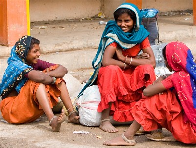 印度贫困人口多于非洲26国穷人总数(双语有声