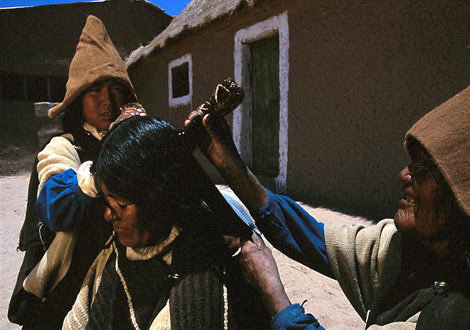 支帕亚族的发辫编织,玻利维亚,1999