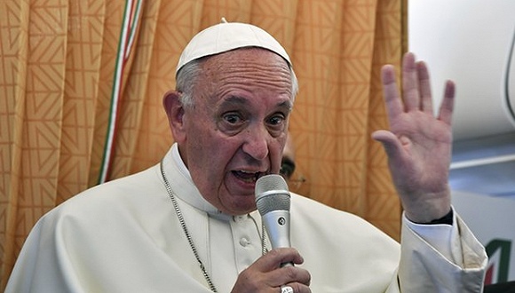 npr讲解附字幕:教皇弗朗西斯认为天主教会应向同性恋群体道歉