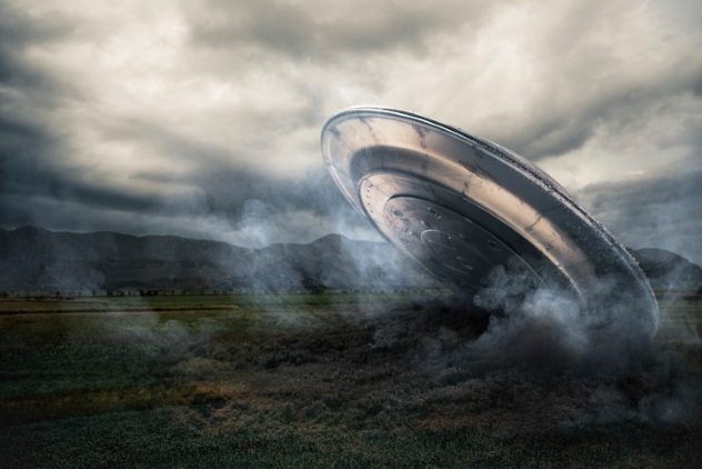 恐怖巨型ufo图片