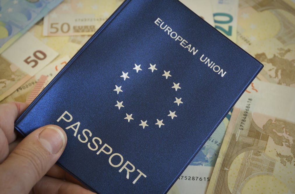 英国新闻讲解附字幕:非法欧盟护照_2018年下半年英国新闻- 可可英语
